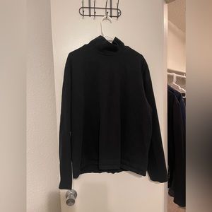 URBAN OUTFITTERS turtleneck